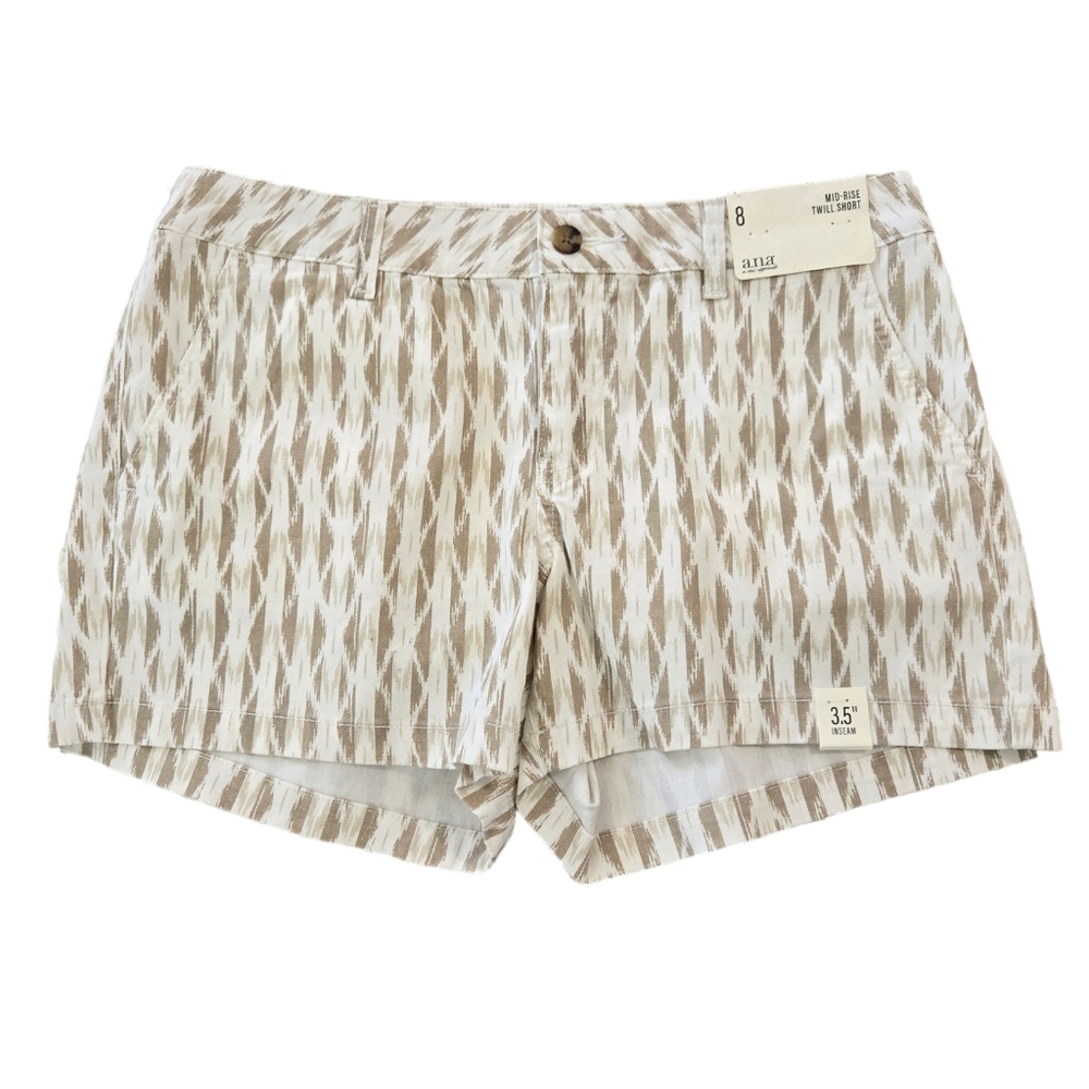 NWT a.n.a A New Approach Tan & White Patterned Mid Rise Twill Short